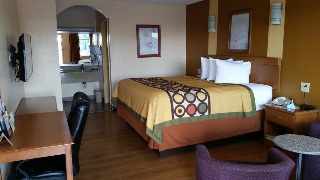 Super 8 By Wyndham Waco/Mall Area Tx Eksteriør billede